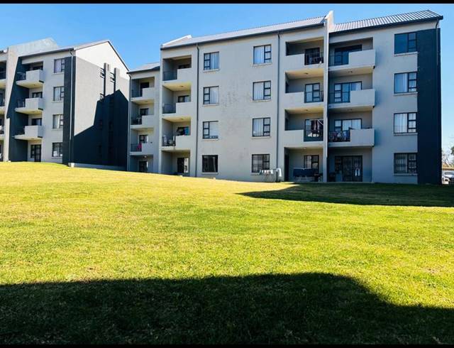 3 BEDROOM PROPERTY TO RENT IN GLEN AUSTIN